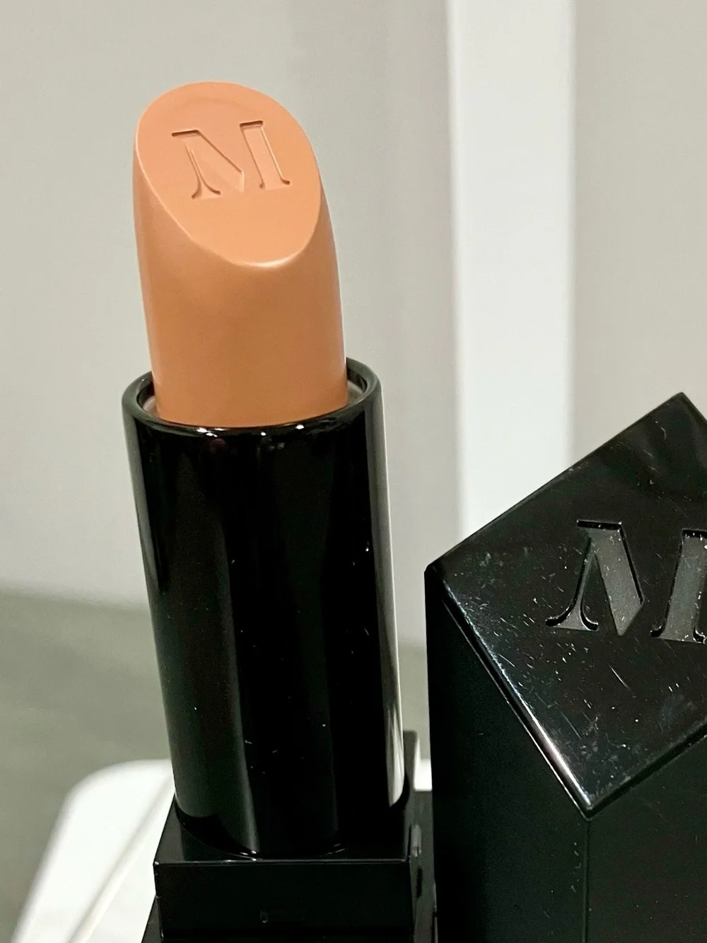 Morphe Matte Lipstick in the shade Boo.